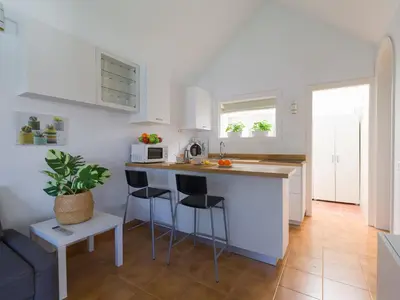Una cocina o zona de cocina en Bungalow in Maspalomas near Golf & Beach