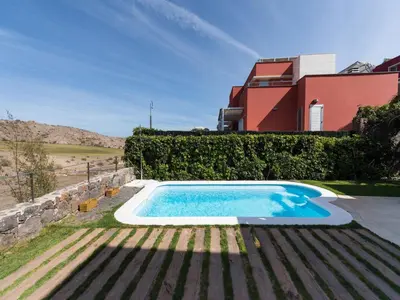 Piscina en o cerca de Villa in Salobre Golf with Private Pool