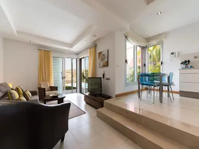 Zona de estar de Villa in Salobre Golf with Private Pool