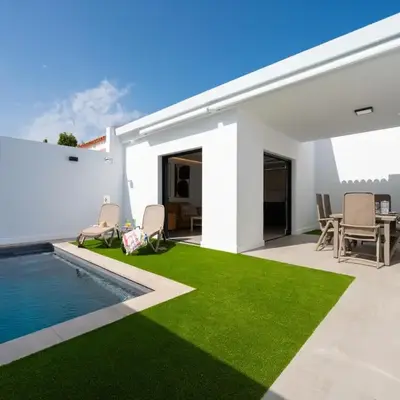 Chalet in Maspalomas with Heated Pool