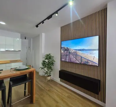 Una televisión o centro de entretenimiento en 8i Canteras 1-21