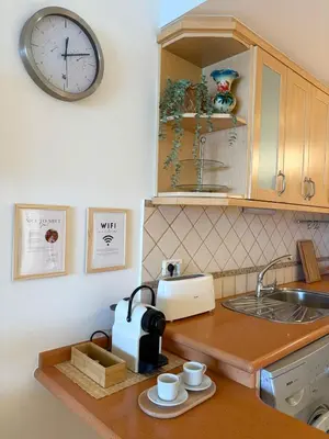 Una cocina o zona de cocina en Alegre Beach Home - Sunset Apartment