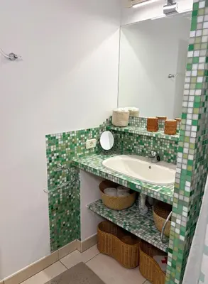 Un baño de Alegre Beach Home - Sunset Apartment