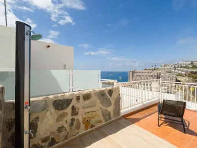Un balcón o terraza de Dreamy apartment next to Anfi del Mar