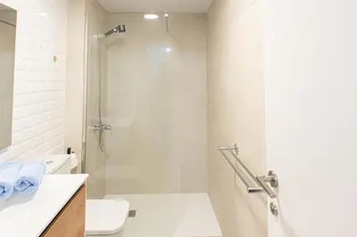 Un baño de SelfCheck in Relax WiFi 220Mb Close to the beach