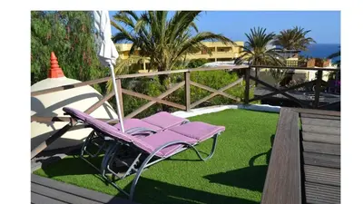 Jardín al aire libre en VCV VILLA BAHÍA FELIZ