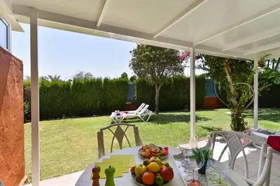 Jardín al aire libre en Melocotones 50 by Villagrancanaria