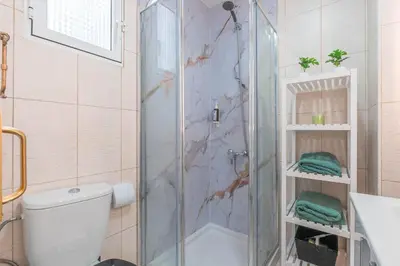 Un baño de Estudio primera línea Playa Canteras