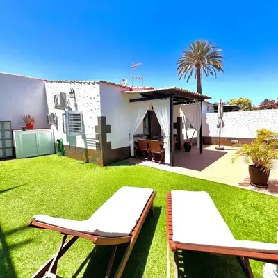 CAN HOST YUMBO - Private Terrace AA