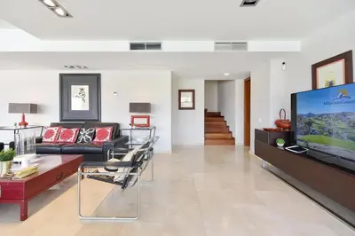 Zona de estar de Salobre Villa 3 by Villagrancanaria