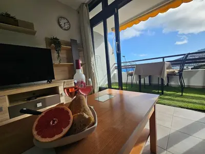Plano de Apartment with Sea View Close to the beach