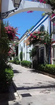 Edificio en el que se encuentra el apartamento