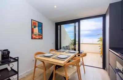 Una cocina o zona de cocina en 3BR Portview Luxury Penthouse & Terrace