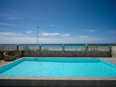 Piscina en o cerca de Nidos Suites San Agustin