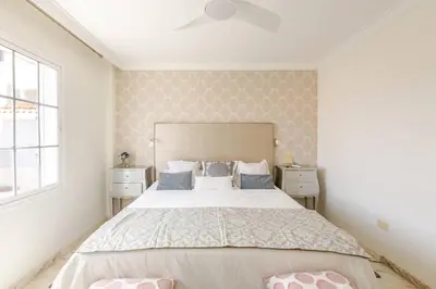 Plano de SPECTACULAR VILLA PARKiNG POWERFUl WiFi SEAViEW