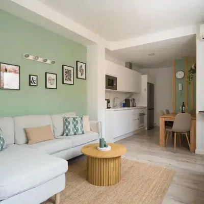 Gran apartamento con ascensor cerca playa Las Canteras BT3A