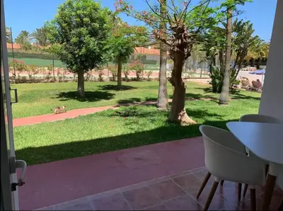 Jardín al aire libre en Apartamento acogedor cerca del Centro Comercial Yumbo