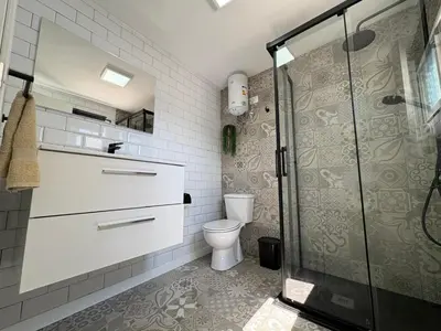 Un baño de The Whiter House