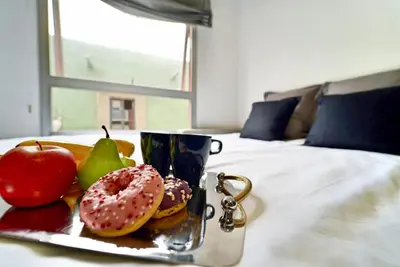 Comida en o cerca de este apartamento