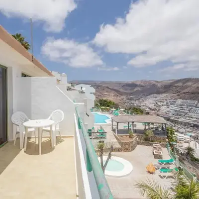 Paradise Hill - Terrace & Seaviews