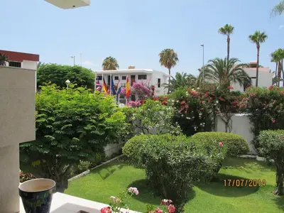 Jardín al aire libre en Don Quijote - Apartamento a pasos de la playa