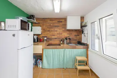 Una cocina o zona de cocina en Surf-Point House - 3 min walking to the Beach