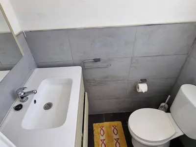 Un baño de großes Haus mit Garten und Blick auf die kanarische Hügellandschaft