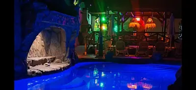 Piscina en o cerca de Angels Pathway