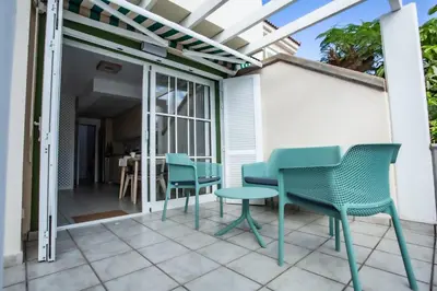 Un balcón o terraza de Cabosos2 First Line Apartment