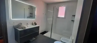 Un baño de Villa Relax & Silence