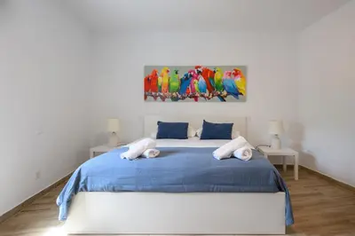 Cama o camas de una habitación en Peaceful Foreman House by Bandama & Nature