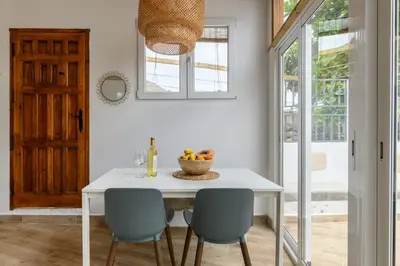 Plano de Peaceful Foreman House by Bandama & Nature