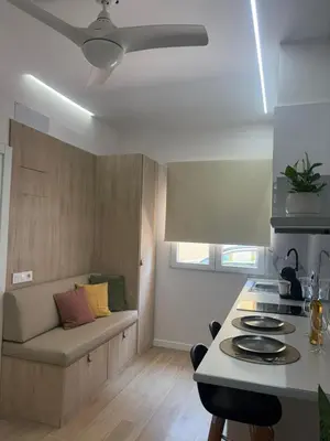 Una cocina o zona de cocina en Alojamiento MEL BEACH