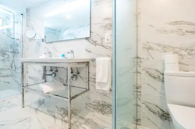 Un baño de HL Rondo Hotel