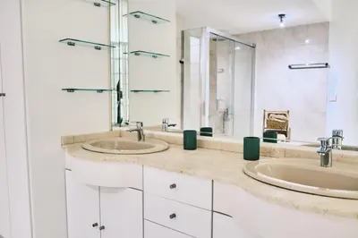 Un baño de Buenavista Las Canteras