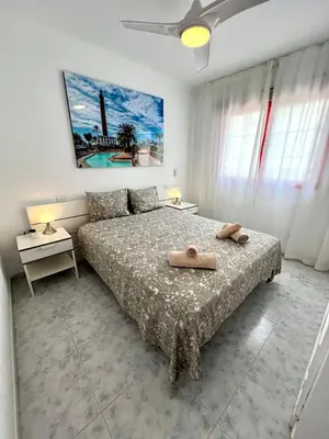Cama o camas de una habitación en Quiet Corner by the Beach