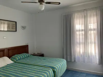 Cama o camas de una habitación en One bedroom Marina apartarment by El Sirocco