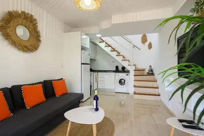 Una cocina o zona de cocina en Beverly Hills Bungalow