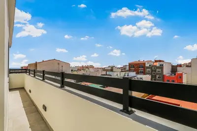 Un balcón o terraza de Penthouse City Hub Stay