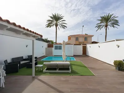 Piscina en o cerca de Sunnyland Villa