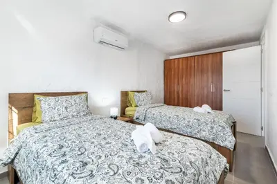 Cama o camas de una habitación en Home2Book Country Stay with Terrace BBQ