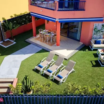 Meloneras beach detached house with BBQ and garden
