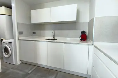 Una cocina o zona de cocina en A485B Beach