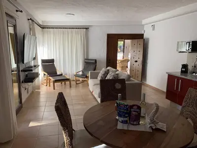 Zona de estar de Relax in this Canary Islands Apartment with Breathtaking Mountain Views