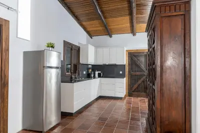 Una cocina o zona de cocina en Hacienda La Miranda