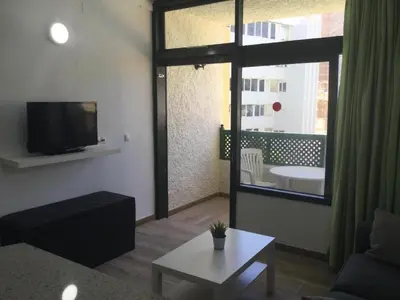 Una televisión o centro de entretenimiento en Las Dunas - Playa del Ingles