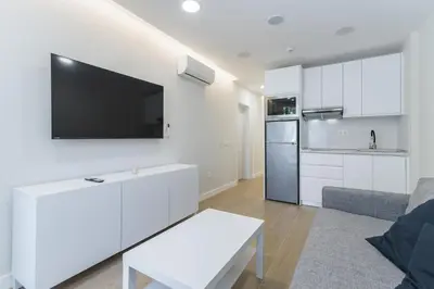 Una cocina o zona de cocina en M&M SUITE AGAETE PARQUE by HOMESTAYGRANCANARIA
