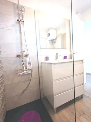 Un baño de Los Molinos 503