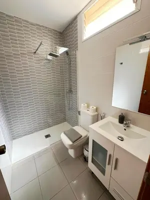 Un baño de Green Holiday Island