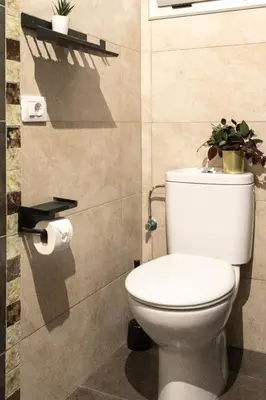 Un baño de Jade Suite 6